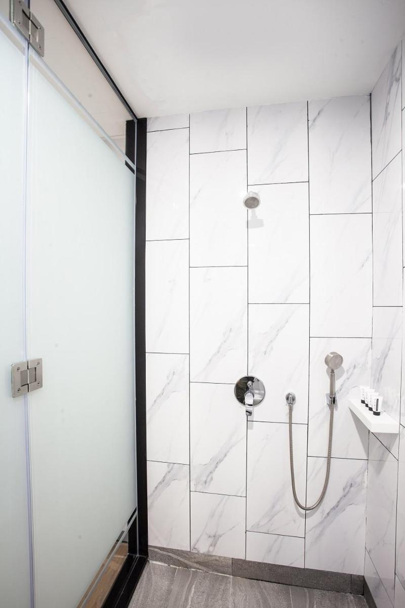 ג'והור בהרו Hako Hotel מראה חיצוני תמונה